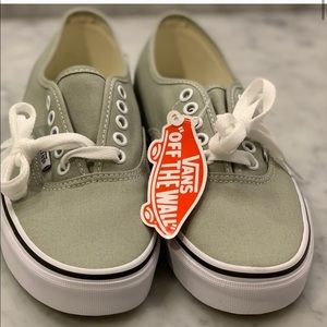 olive green authentic vans